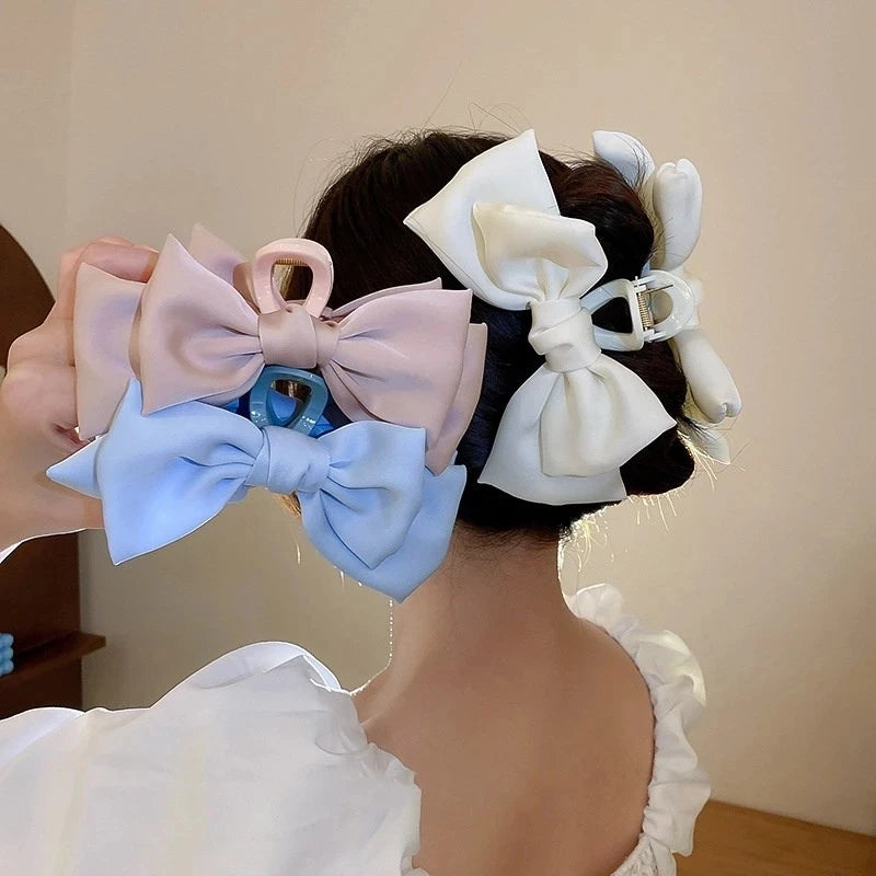 Grampos de cabelo de cetim com borboletas, acessórios de cabelo para meninas, versão coreana de grampos de cabelo de arco de cor sólida